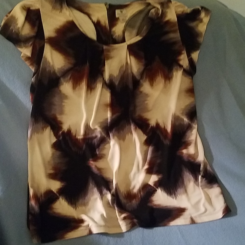 Cap-sleeved Blouse